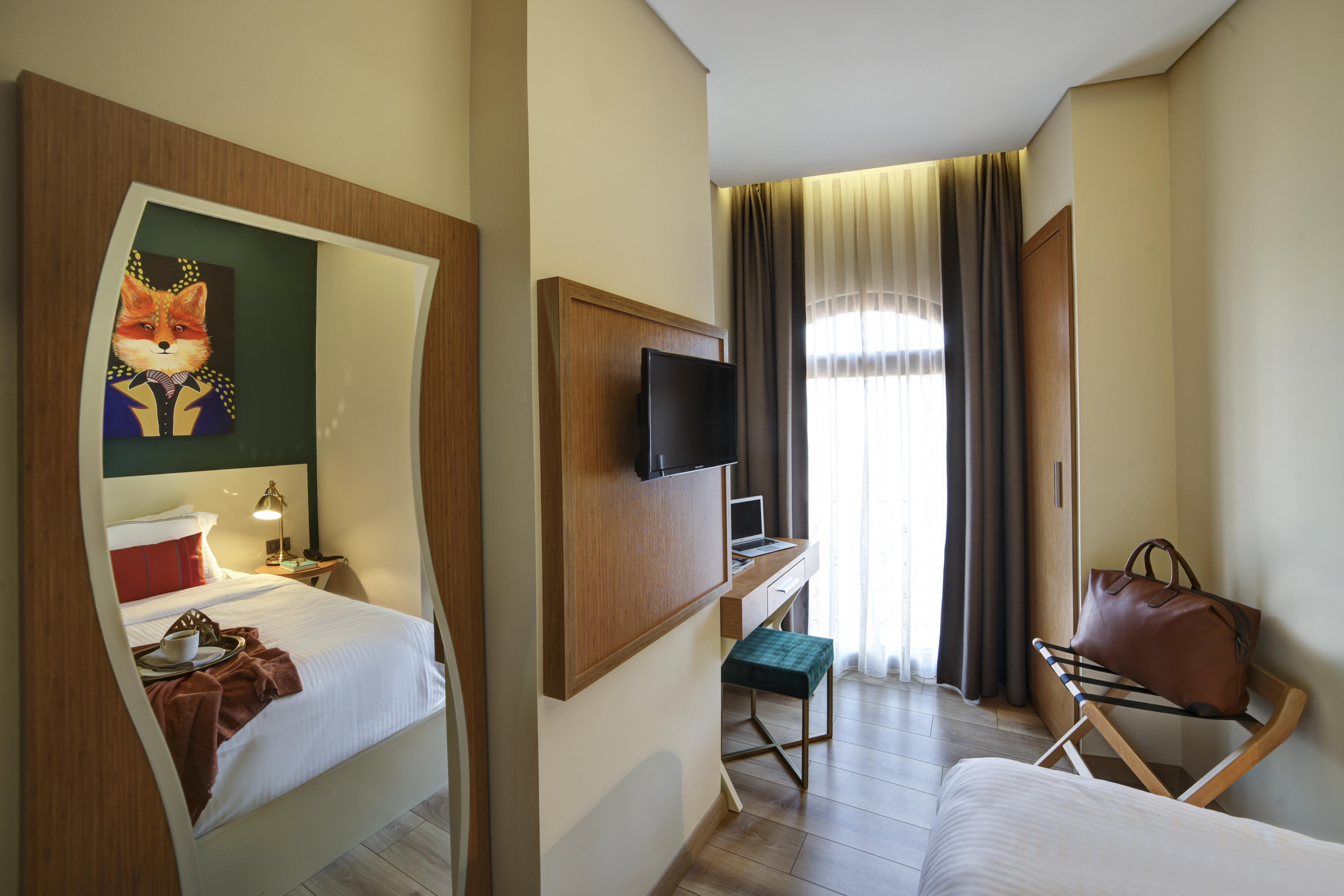 The Fox Hotel อิสตันบูล ภายนอก รูปภาพ